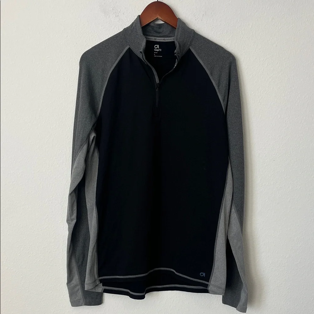 GAP FIT Black and Gray Quarter Zip Sweatshirt - Picture 1 of 4